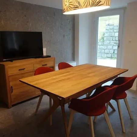 シャレー Casa Dorino - Luogo Idilliaco, Ideale Per Famiglie, Terrazza Ed Ampio Giardino, Vista Montagne, Sauna Privata Rodi